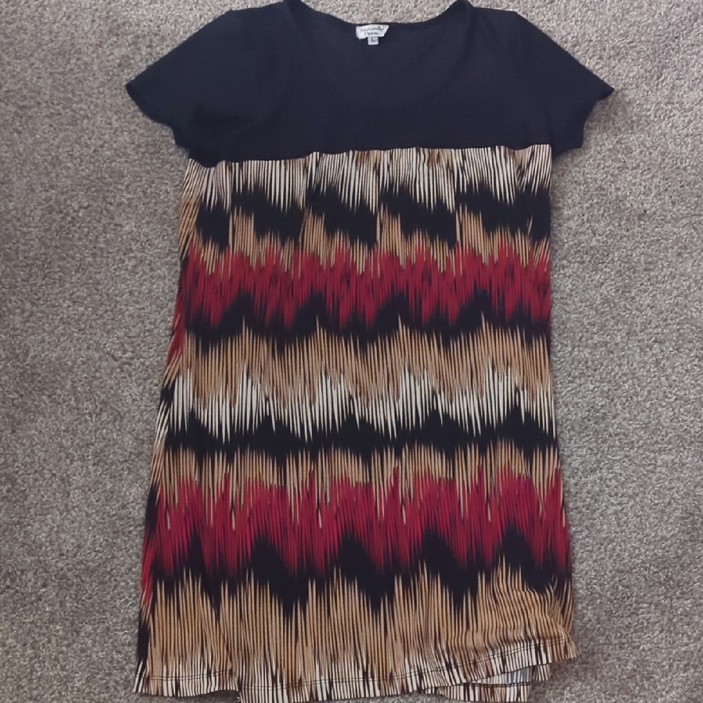 Large Stylish Black, Tan, Red Patterned Dress